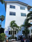 Lemon House Apartment Hotels near Wat Phu Khao Thong