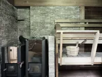 Cozy 4BR Lakeside Cottage with Sauna