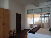 Yankin Heights Hotel - 2 звезды