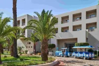 Tui Suneo Palm Beach Skanes - All Inclusive - parking