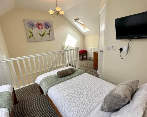 Welbury Studio Sleeps 2 Pet Friendly & Parking Hotels in Northallerton