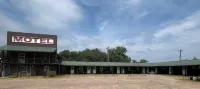 Jake's Corner Motel
