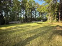 Stunning 4 Bed House Perfect for Nature Lovers Hotels in Steele Creek