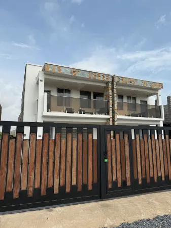 Ocean Green Beach Villas Отели в г. Prampram