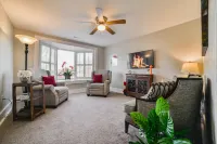 River's Dawn - Modernized Historic Home - River Views - King Bed - Fast Wifi