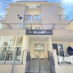 Hotel Bed and Book Oltremare 주변 호텔