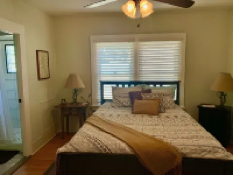 Secluded Yet Close!  Meadow Oak Cabin, Kernville