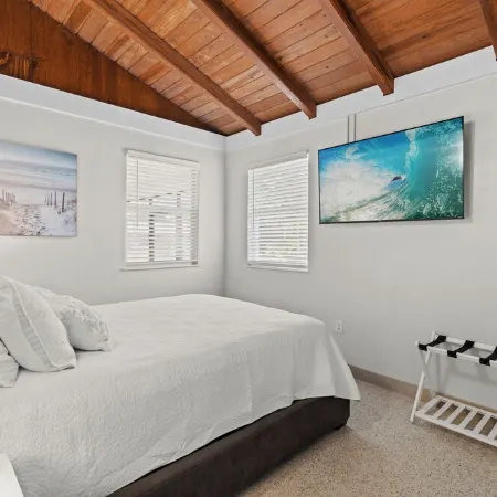 Charming Naples Retreat – Your Perfect Getaway!