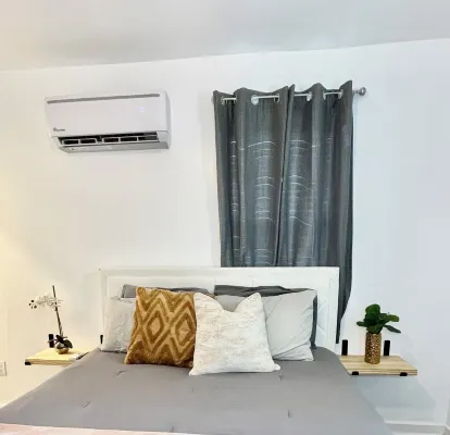 Modern Farmhouse near "Mercer" with Level 2- EV Charger!