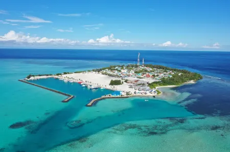 Niru Isle Maldives Отели рядом с достопримечательностью «Акирифуши»