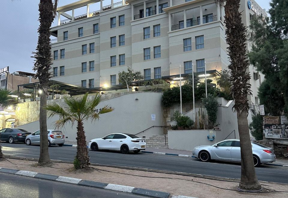 hotel overview picture
