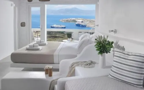 Crystal Suites Hotels in Klouvas