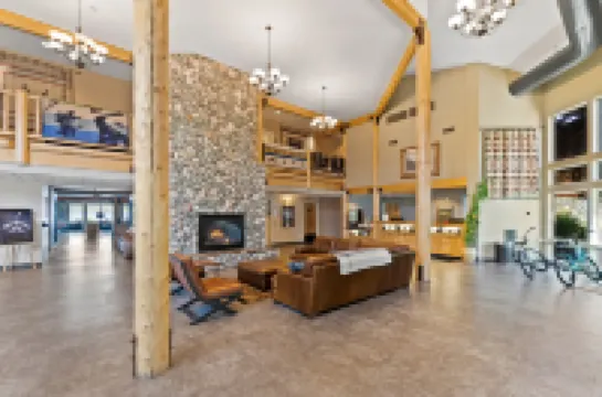 리버 로지 앤드 그릴