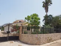 La Casa di Nonno Seba Hotels in Torre Suda
