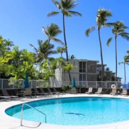 Enjoy the Sunset at Ocean Front 1Br Apartment - Pool on Site!
