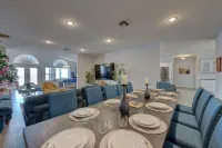 5 Themed BDs Luxury Estate w Pool, Spa & Game Room Close to Las Vegas
