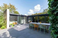 Bungalow in Sint Maartenszee with Garden Views