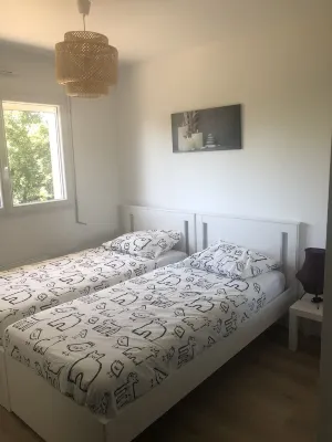 Villa 10 minutes from the quiet beach Hotels near Mer