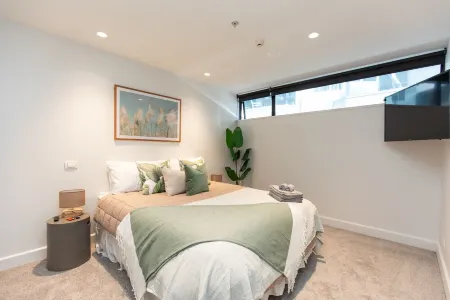 Designer Seaview Chic accommodation for the discerning traveler