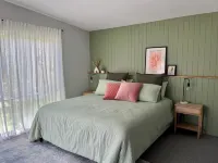 Banksia - Ultimate Beach Relaxation for 2 Families, Linen Included Hotels in Inverloch