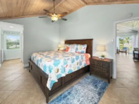 Golf Cart Included, Andros Villa, Treasure Cay, Bahamas, 100 yards from beach