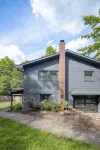 Stunning Custom Designer Home in the  Catskills! - balcony