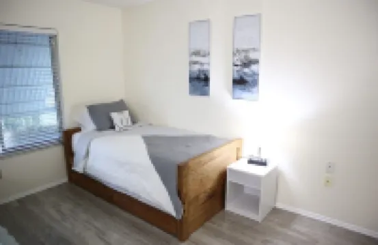 Great Pool Home with Movie Room ! Hotels near Port St. Lucie Botanical Gardens