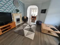 Waterfalls House - property akin Waterfall Country Hotels in Ystradfellte