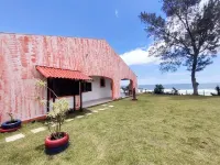 Wonderful home, walk in the sand !!!