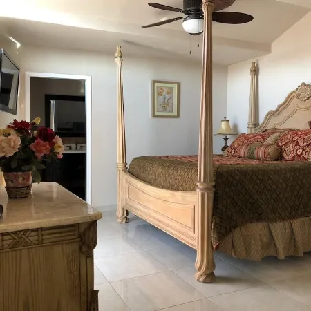 The Olmsteads Apartment with a Private Hot Jacuzzi on the patio!