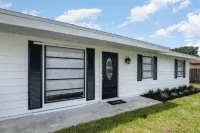 Palm Bay Coastal Chef House 3B 2Bth 10min to Beach Hotels near Goode Park
