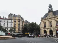 Hipotel Paris Gambetta République Hotels near 20th arr.