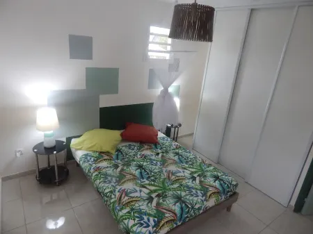 La Kay Dédé, spacious apartment between sea and mountains