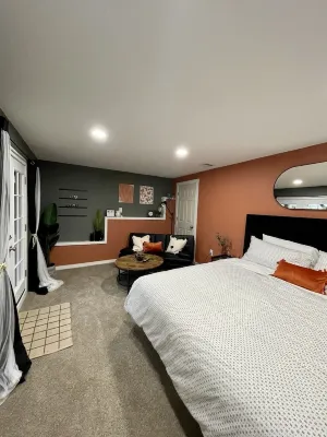 Private getaway in a beautiful neighborhood