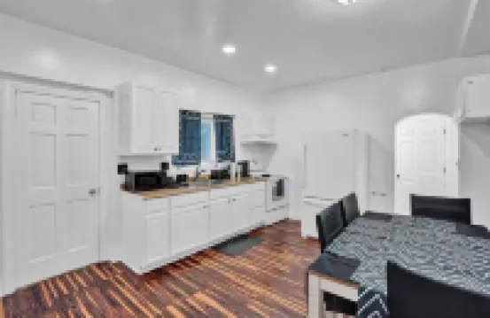 Allentown paradise near ppl center -1 paid parking per booking