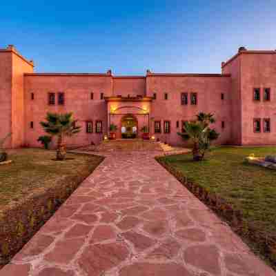 Abode of character or bedrooms to rent with private pool in Marrakesh Hotel Exterior