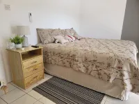 Yves Breezy 3 -10 min from the beach Hotels in La Feuillet