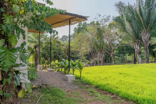 Charming Casita at Manzanillo Beach