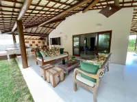 Praia do Forte, cozy house with 4 bedrooms, swimming pool, wi-fi and gourmet area,