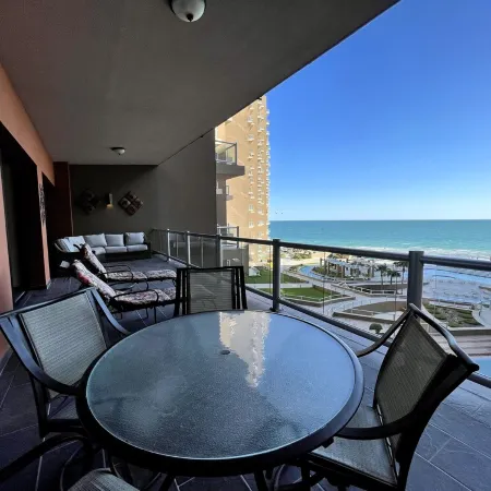 Luxurious 2Br Oceanview Condo with Bunk Room at Las Palomas, Rocky Point