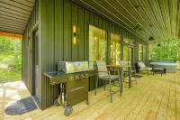 Honeymoon Hollow Cabin ~ Modern Meets Nature