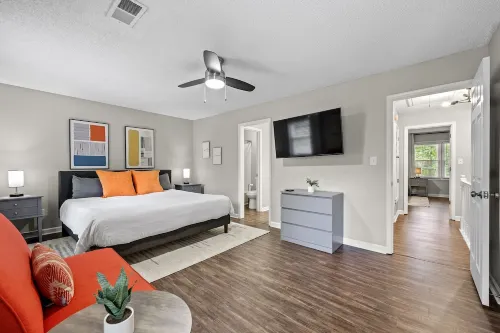 Cozy Home in Quiet Neighborhood - King Beds