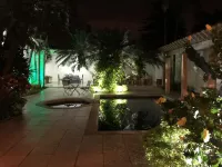 Beautiful big house, near restaurants, unicentro, jardín plaza and more.