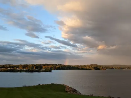 Lake Nook;Guesthouse -Seneca Lake; Great for boating, fishing, hunting, relaxing Отели в г. Ричленд Тауншип