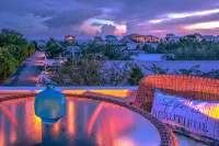 SeaStar - Gulf View from Roof Deck, Private Beach Access, Huge Pool/Hot Tub