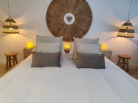 Suite6套房 鄰近O2la O Deux Là的酒店