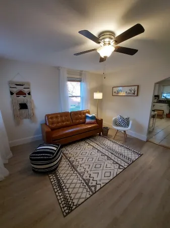 Family Friendly Apt in a Quiet Neighborhood