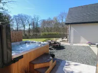 Woodend Croft Hotels in 