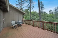 The Inn at Shasta Lake Hotels in Lakehead