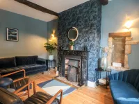 Fairholme Hotels in Mickleby
